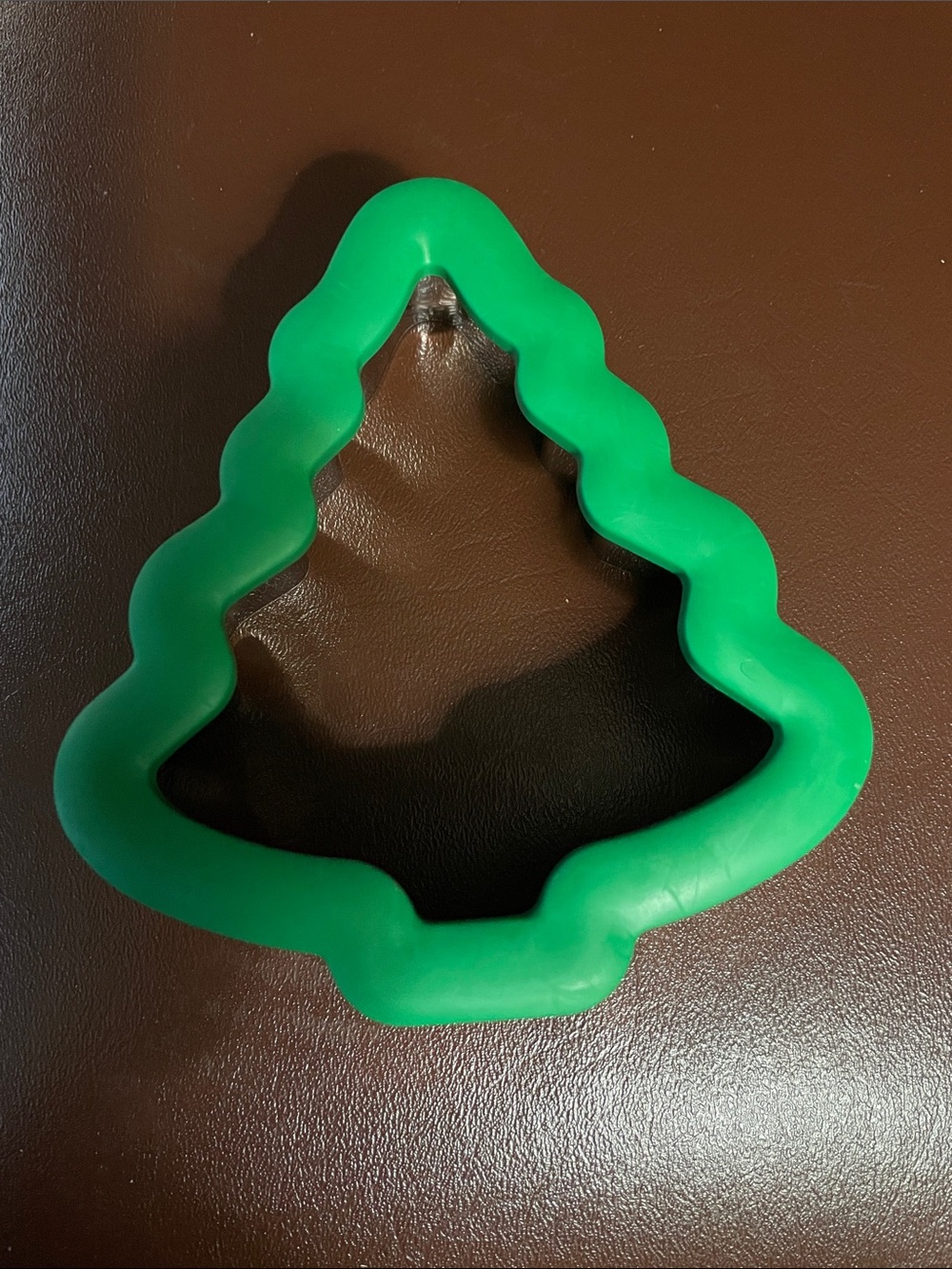 Wilton Green Christmas Tree Comfort Grip Holiday Cookie Cutter